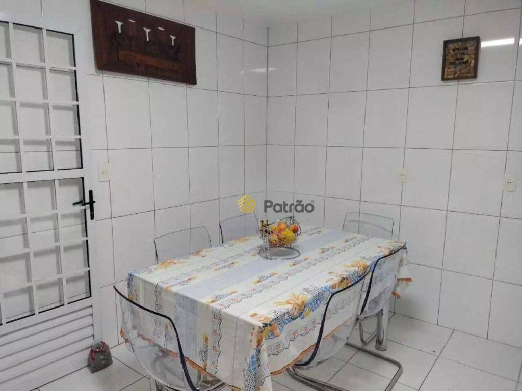 Sobrado à venda com 3 quartos, 187m² - Foto 21