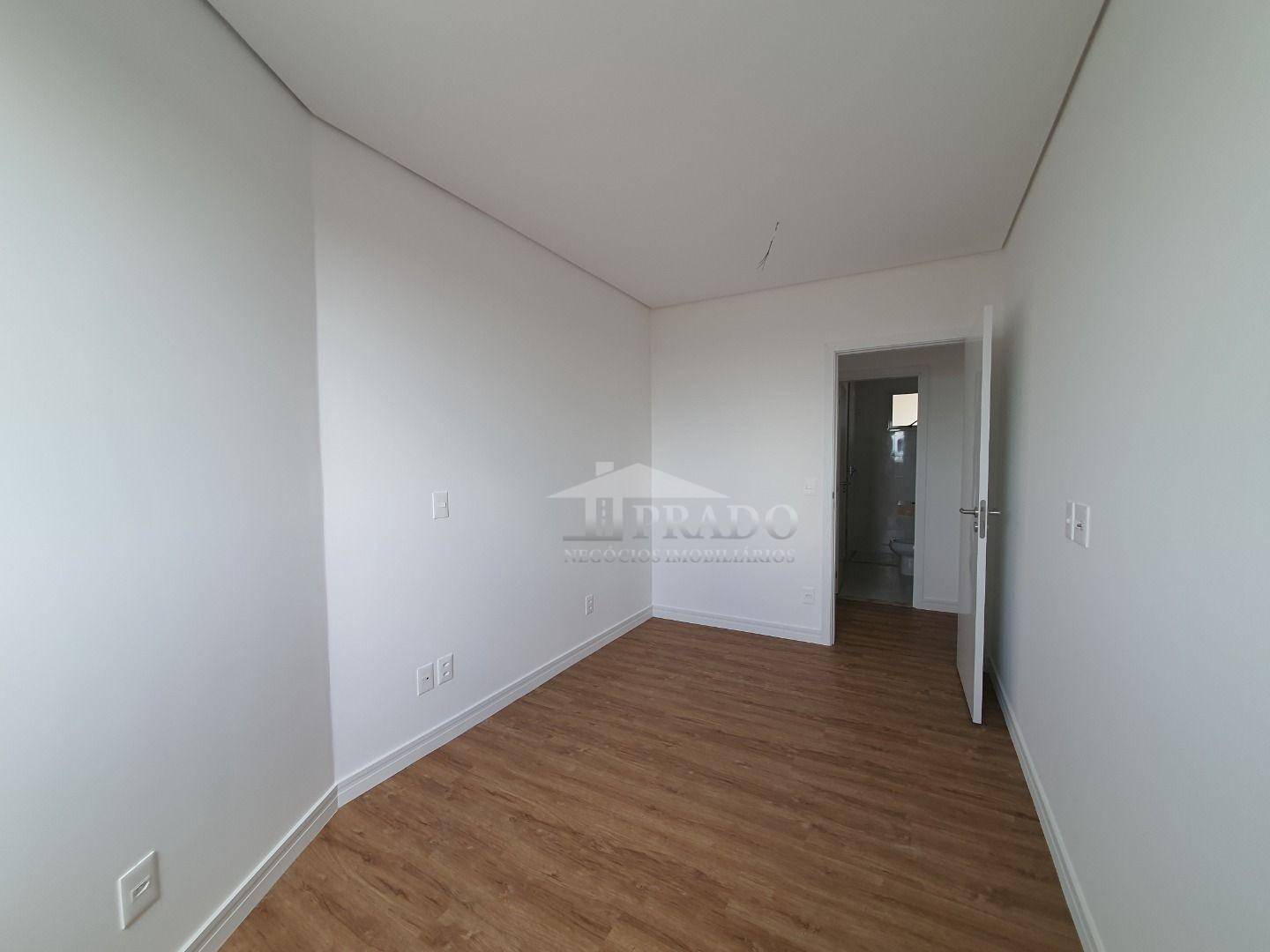 Apartamento à venda com 3 quartos, 128m² - Foto 26