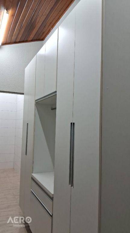 Casa de Condomínio à venda com 3 quartos, 290m² - Foto 11