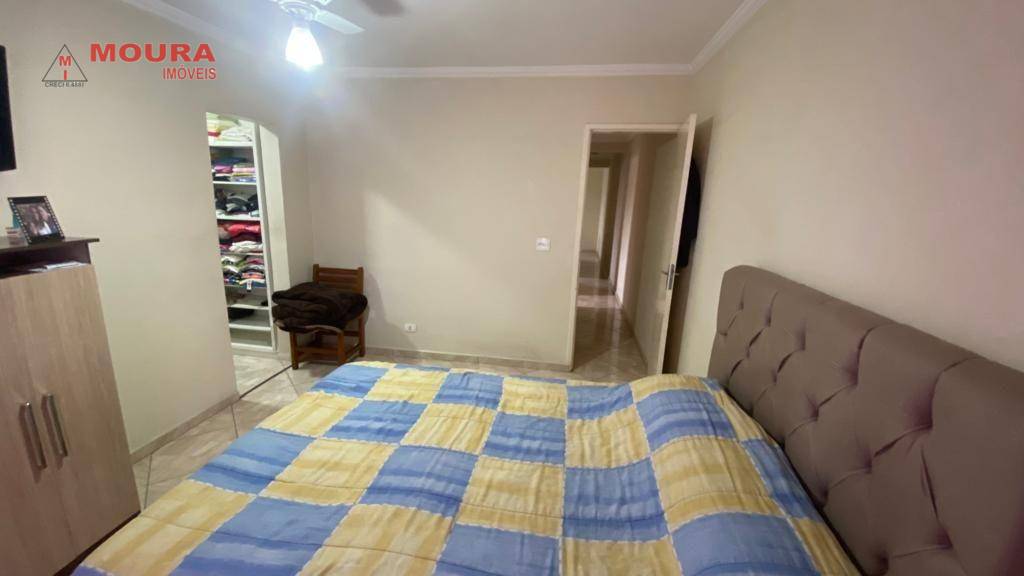 Sobrado à venda com 4 quartos, 180m² - Foto 9