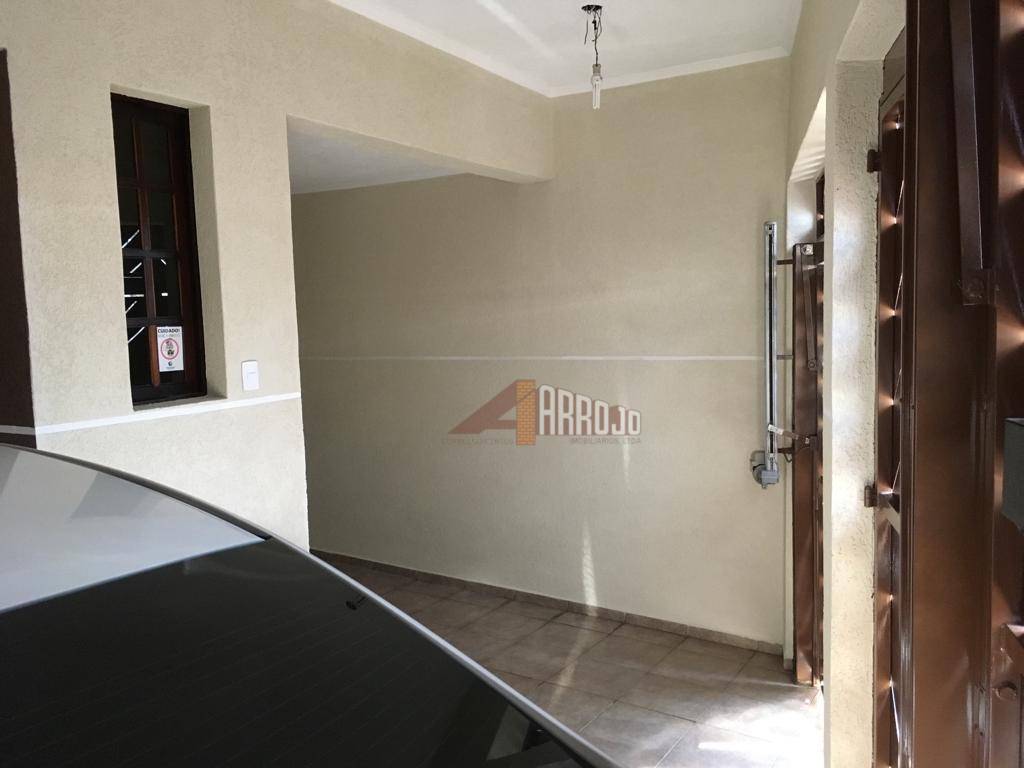 Sobrado à venda com 3 quartos, 200m² - Foto 28