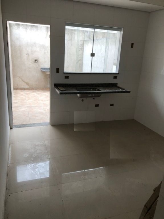 Sobrado à venda com 2 quartos, 95m² - Foto 10