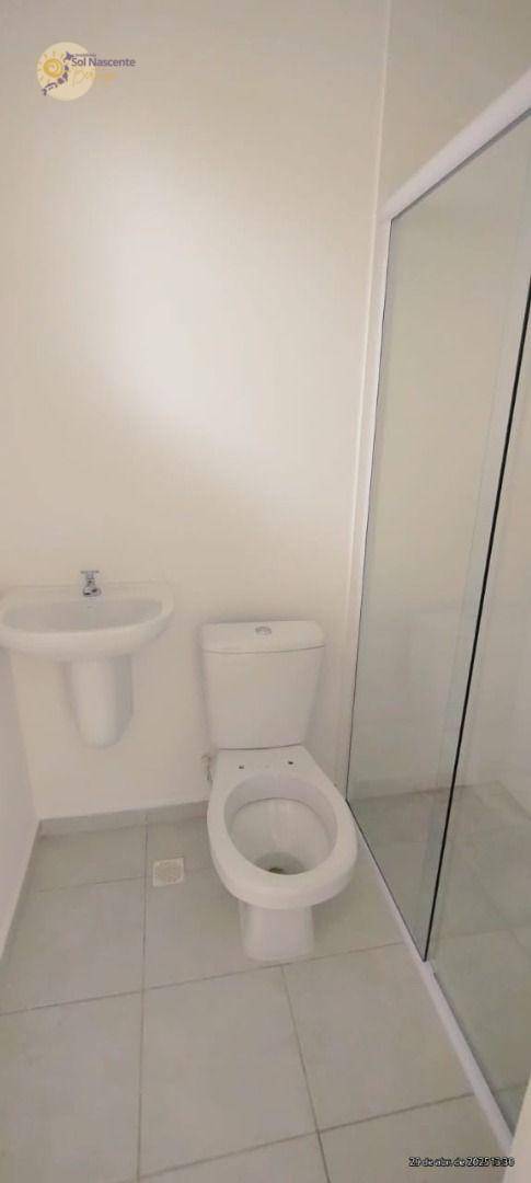 Apartamento para alugar com 2 quartos, 42m² - Foto 3