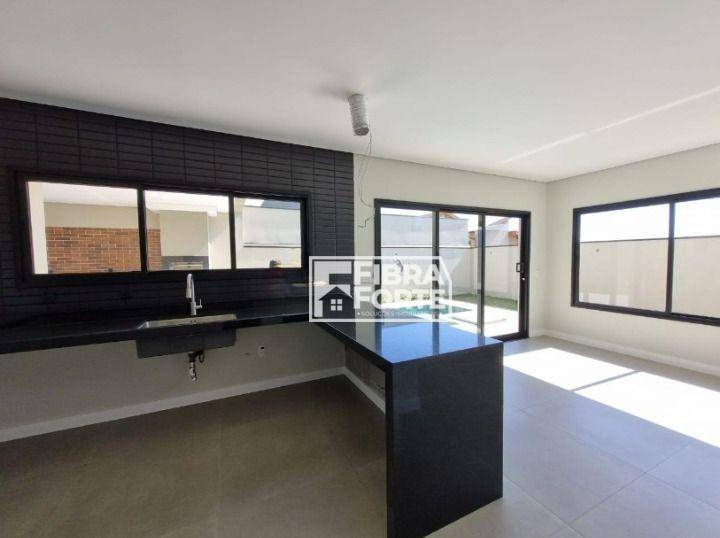 Casa de Condomínio à venda com 3 quartos, 217m² - Foto 6