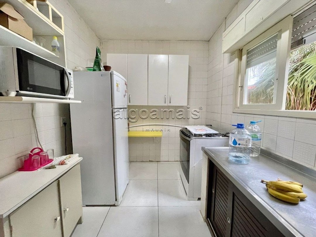 Casa à venda com 3 quartos, 200m² - Foto 14