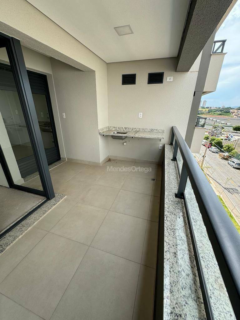 Apartamento à venda com 3 quartos, 111m² - Foto 5