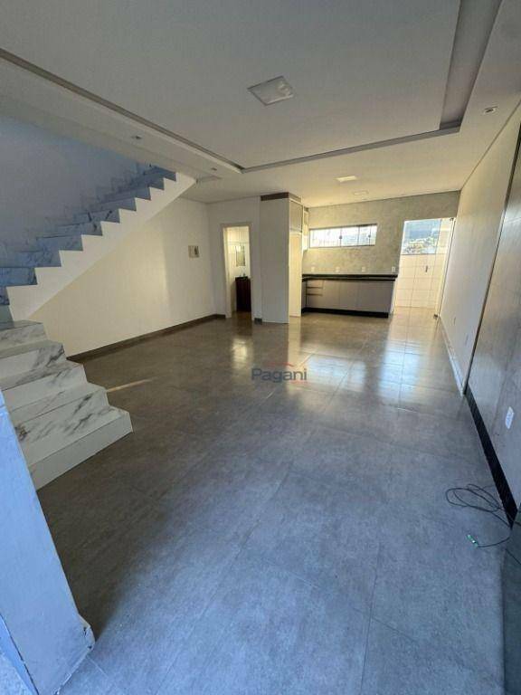 Sobrado para alugar com 2 quartos, 80m² - Foto 11