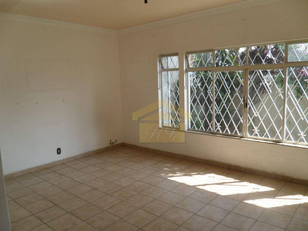 Casa para alugar com 3 quartos, 170m² - Foto 5