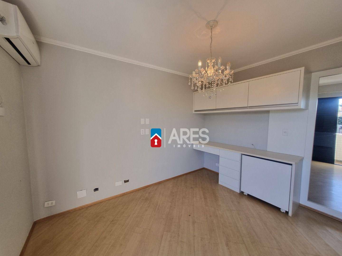 Apartamento para alugar com 4 quartos, 236m² - Foto 32