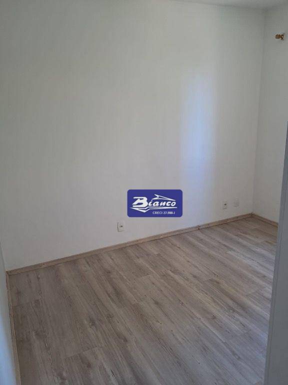 Apartamento à venda com 3 quartos, 56m² - Foto 20