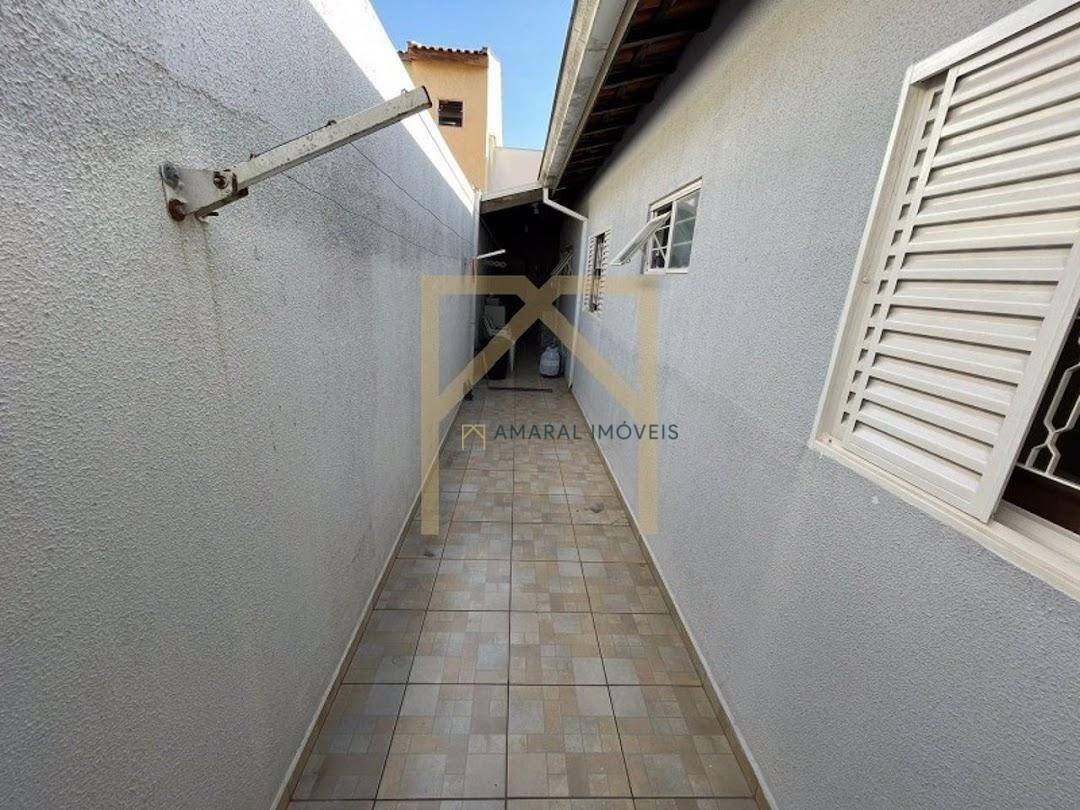 Casa à venda com 3 quartos, 125m² - Foto 9