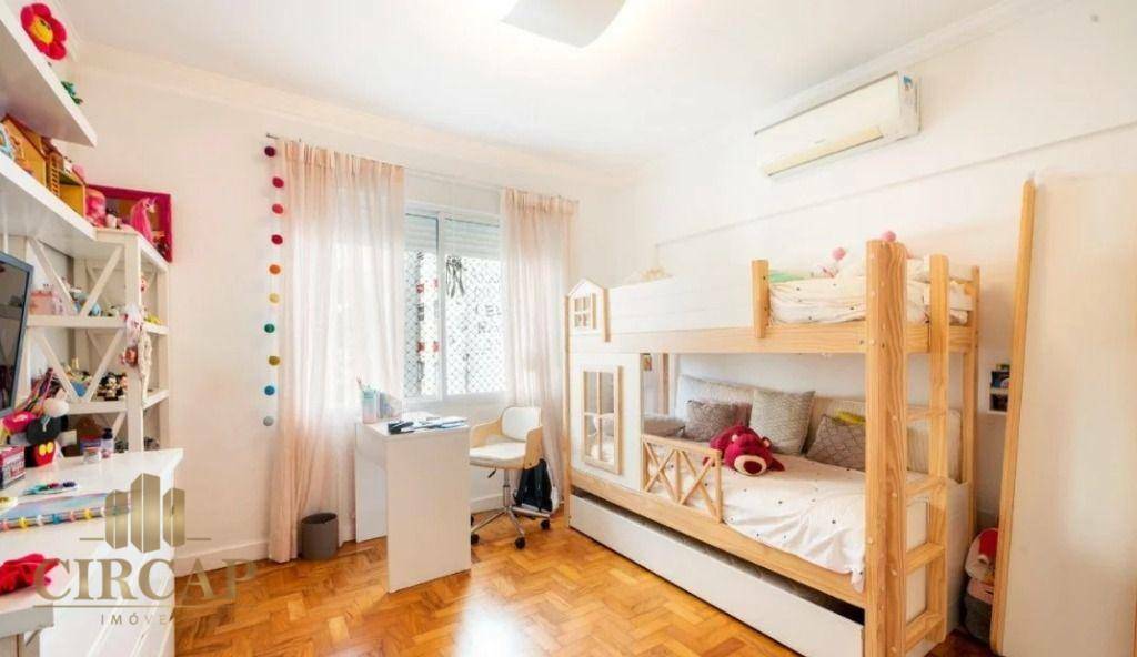 Apartamento à venda com 3 quartos, 270m² - Foto 11