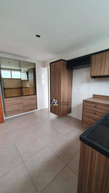 Apartamento à venda com 2 quartos, 79m² - Foto 9