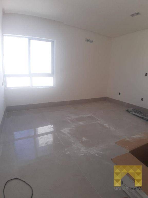 Casa de Condomínio à venda com 5 quartos, 295m² - Foto 18