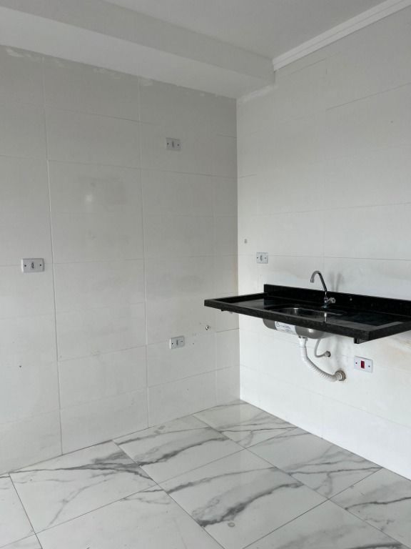 Apartamento à venda com 2 quartos, 37m² - Foto 14