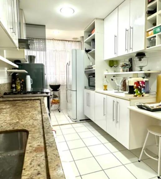 Apartamento à venda com 4 quartos, 133m² - Foto 18