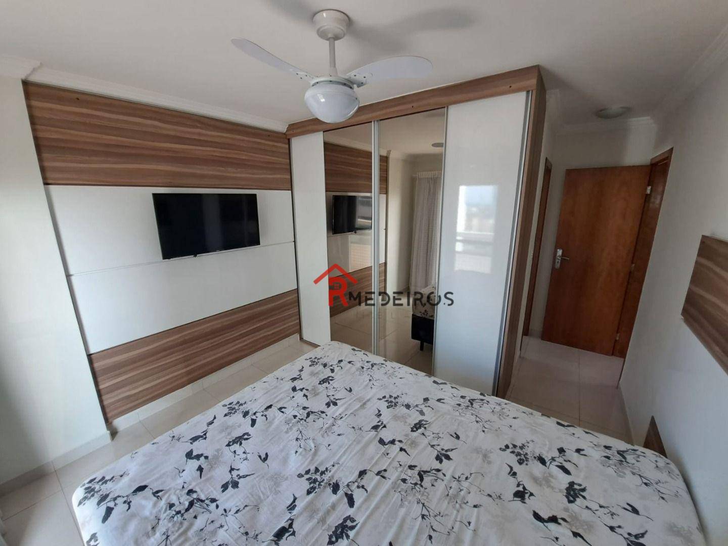 Apartamento à venda com 2 quartos, 92m² - Foto 9