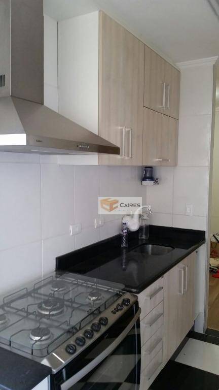 Apartamento à venda com 3 quartos, 77m² - Foto 1