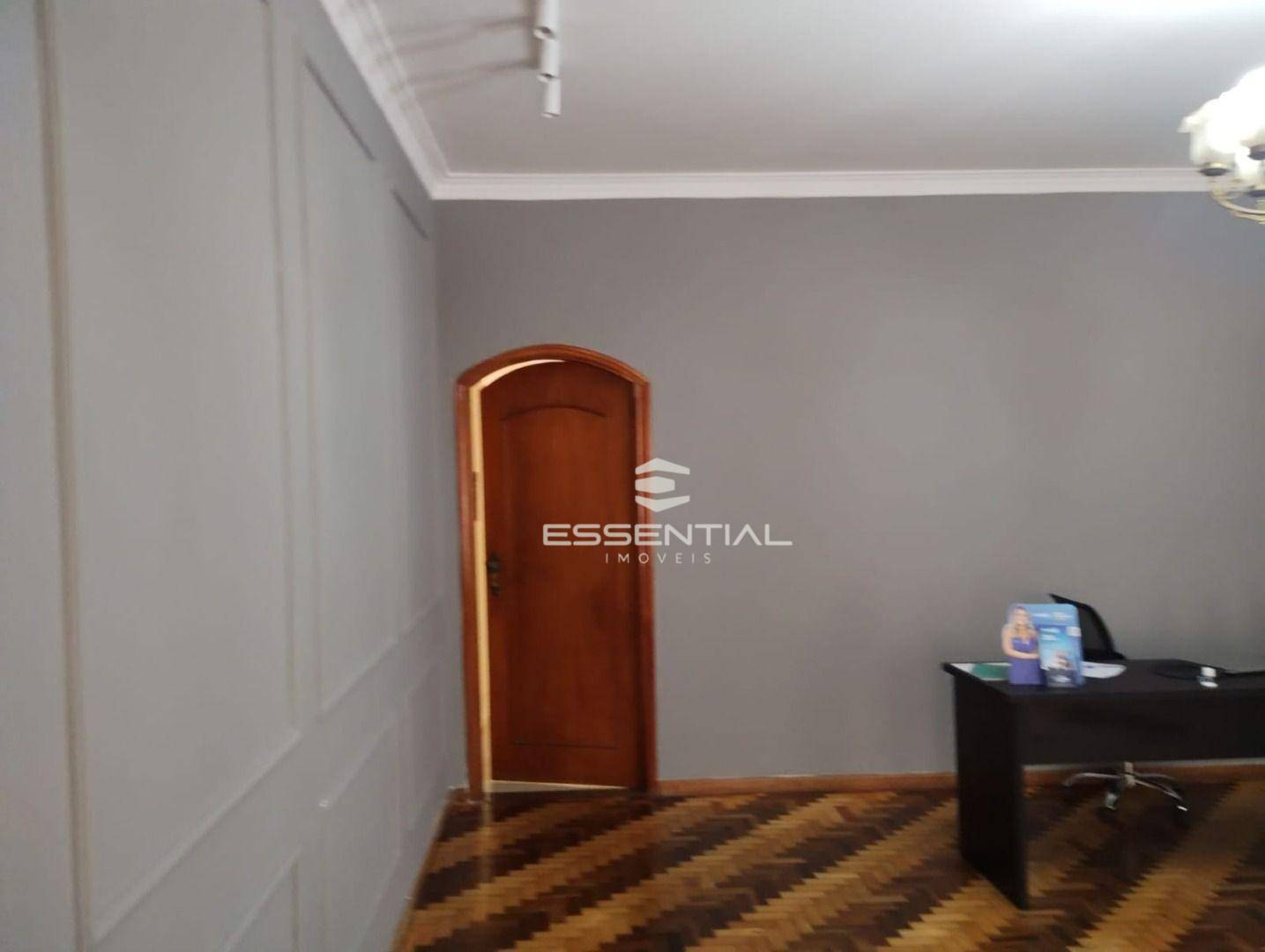 Casa para alugar com 3 quartos, 400m² - Foto 5