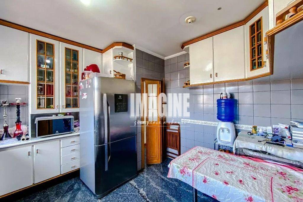 Apartamento à venda com 3 quartos, 107m² - Foto 17