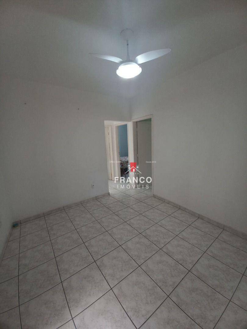 Apartamento à venda com 2 quartos, 60m² - Foto 2