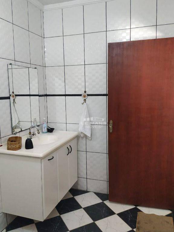 Chácara à venda com 4 quartos, 320m² - Foto 16