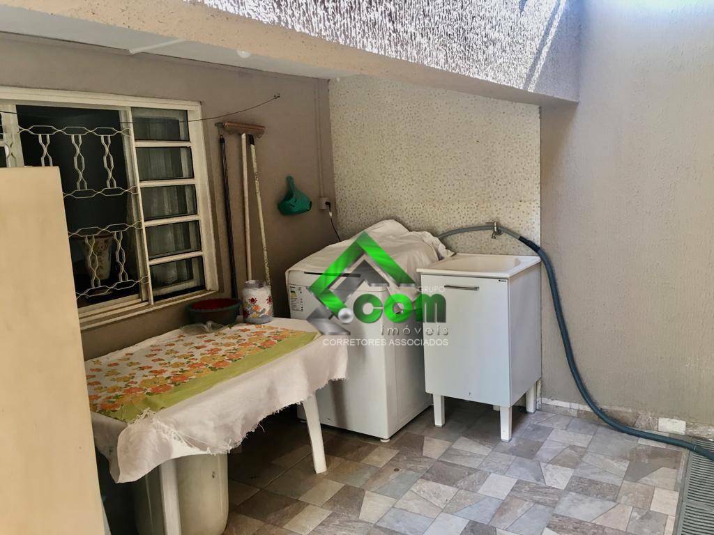 Casa à venda com 3 quartos, 171m² - Foto 14