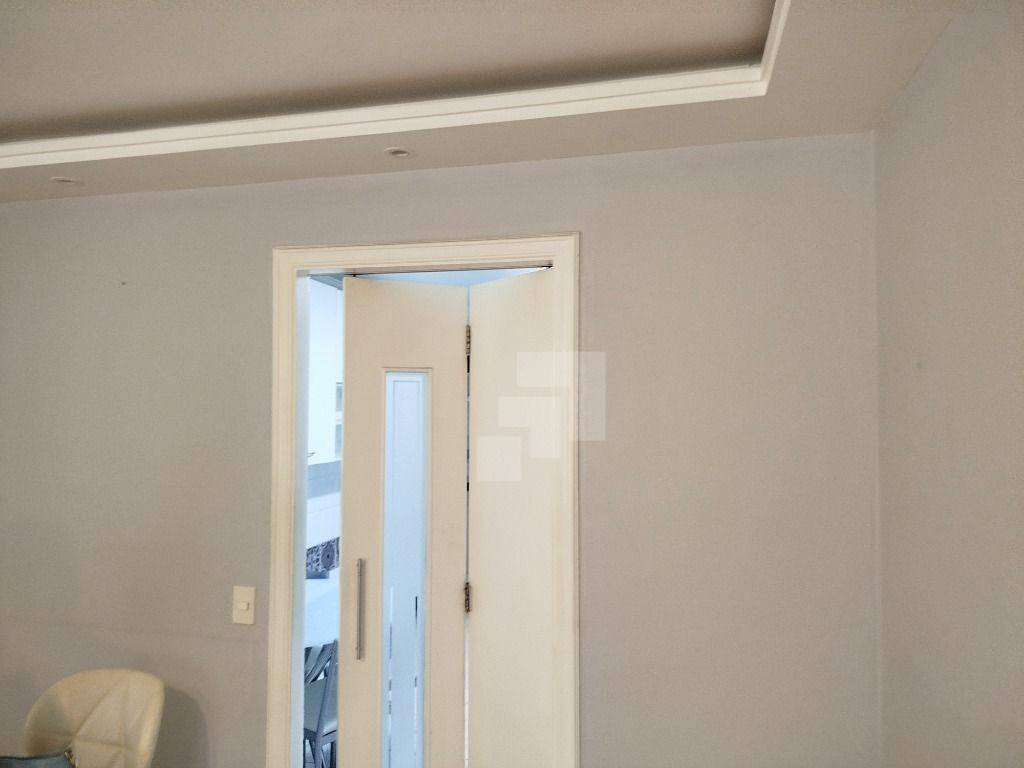 Apartamento para alugar com 4 quartos, 118m² - Foto 15