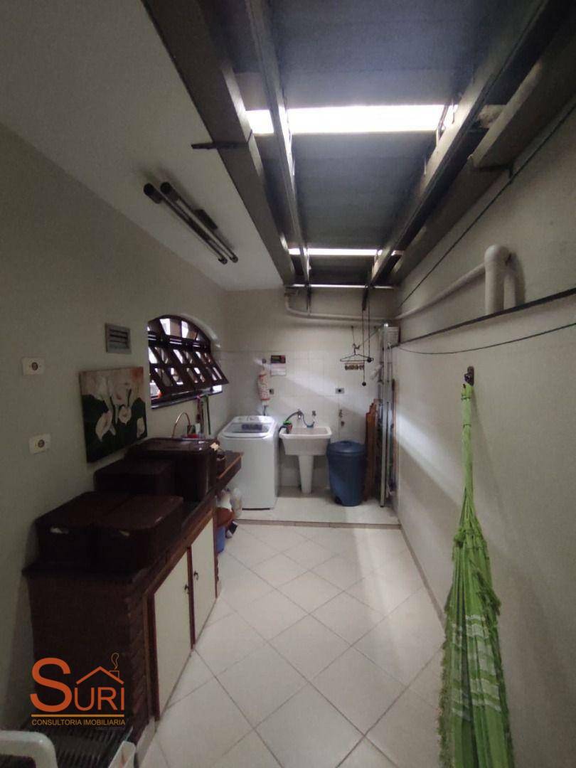 Sobrado à venda com 3 quartos, 233m² - Foto 18