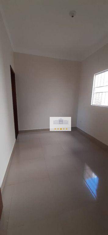 Casa à venda com 2 quartos, 69m² - Foto 8