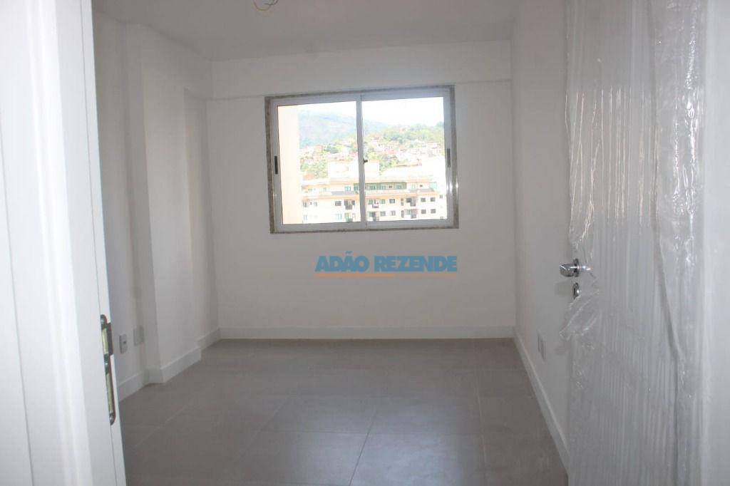 Apartamento à venda com 2 quartos, 63m² - Foto 4