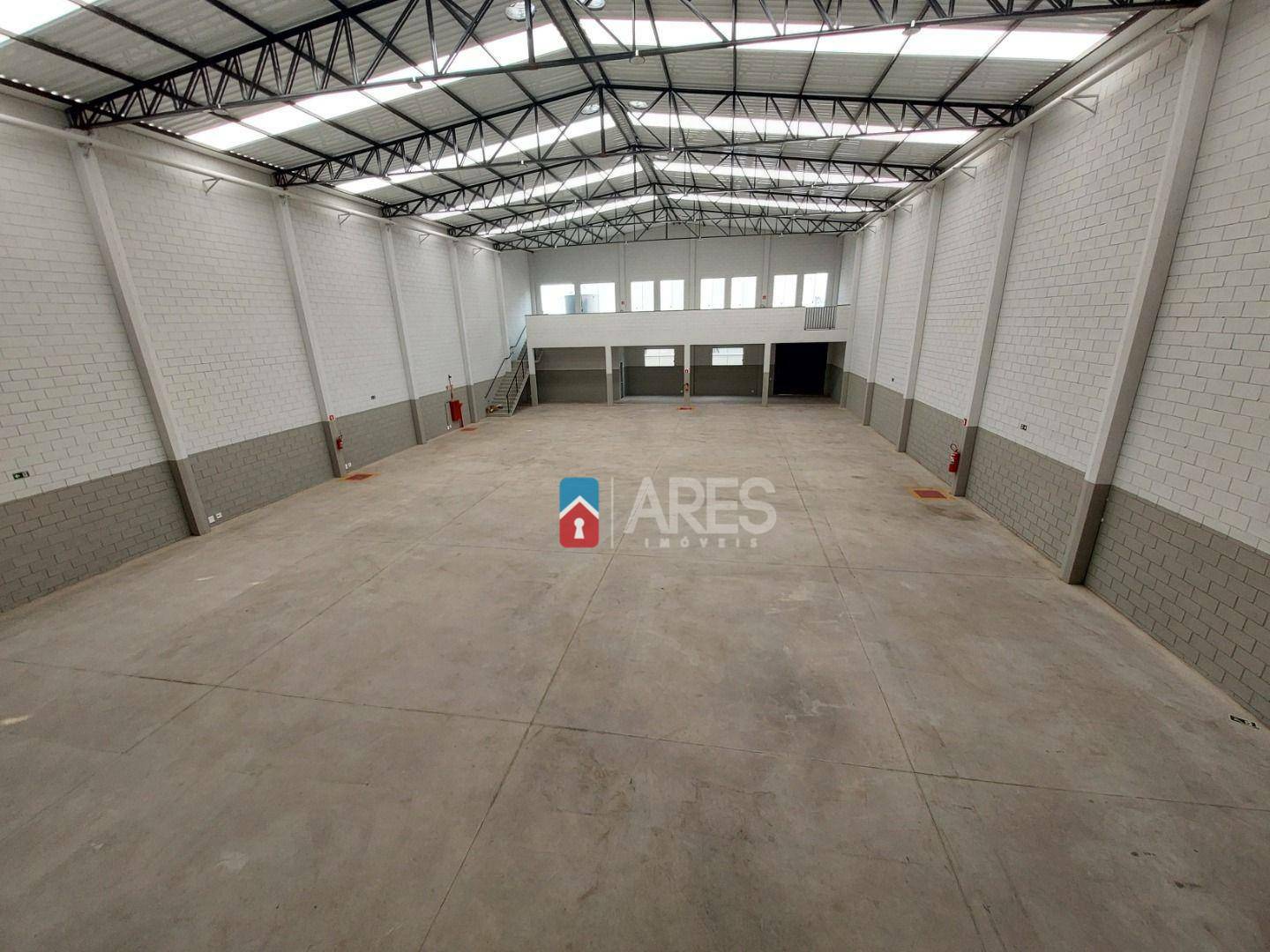 Depósito-Galpão-Armazém à venda, 980m² - Foto 1