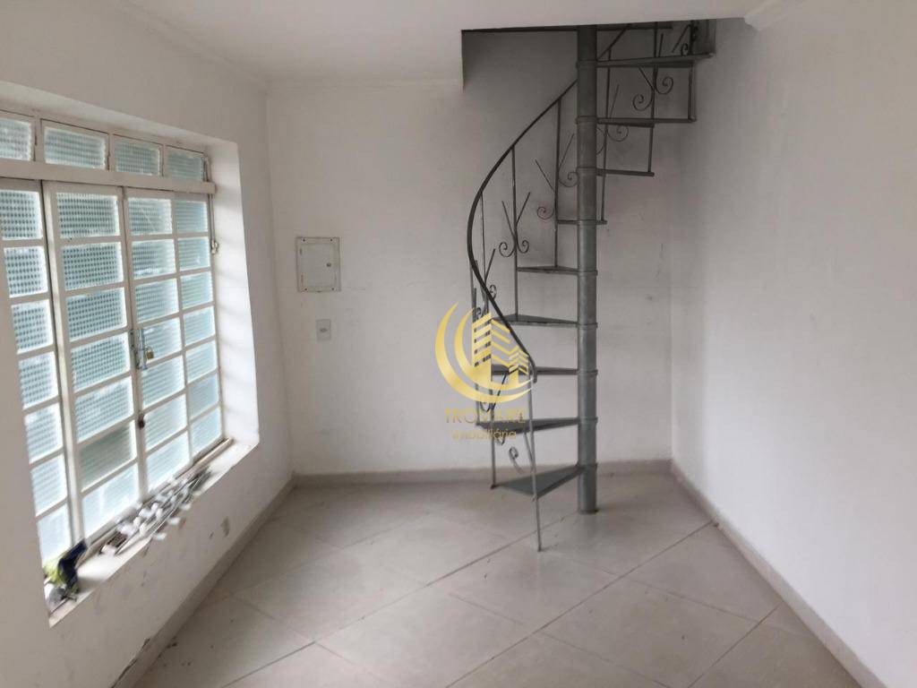 Casa à venda com 4 quartos, 170m² - Foto 11