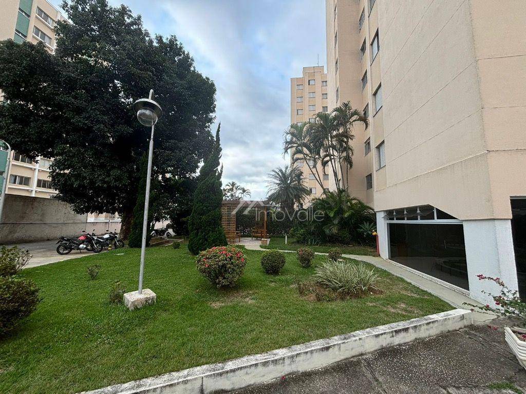 Apartamento para alugar com 3 quartos, 80m² - Foto 32