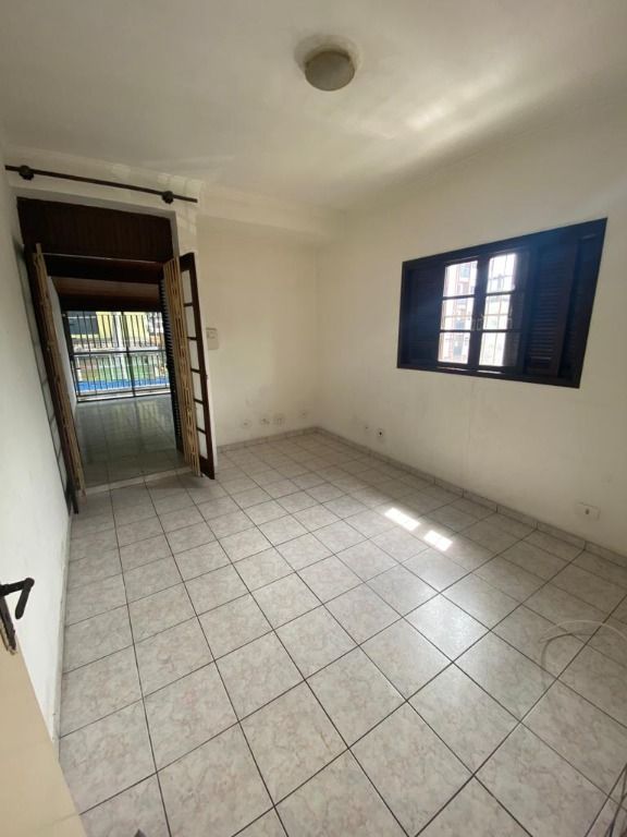 Sobrado à venda com 3 quartos, 223m² - Foto 9