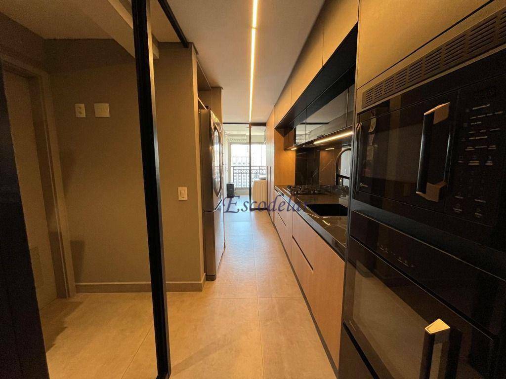 Apartamento à venda com 3 quartos, 137m² - Foto 28