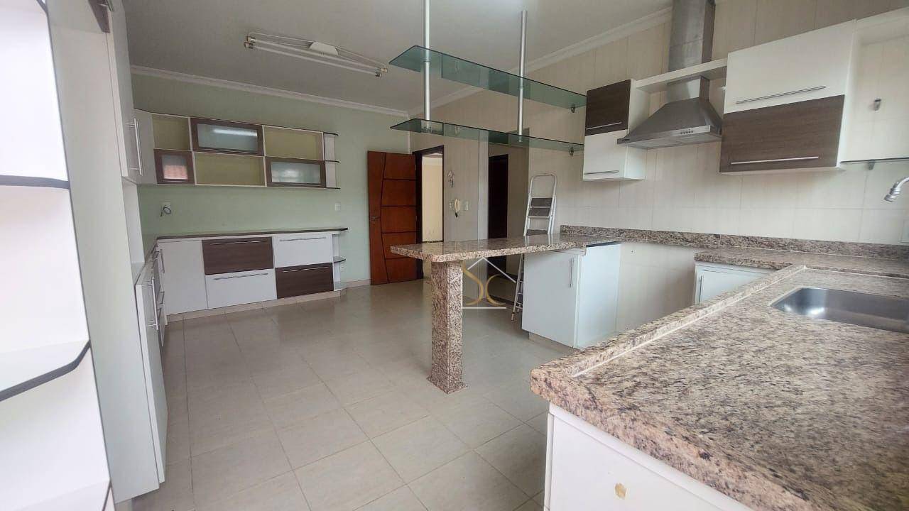 Casa à venda e aluguel com 3 quartos, 182m² - Foto 6