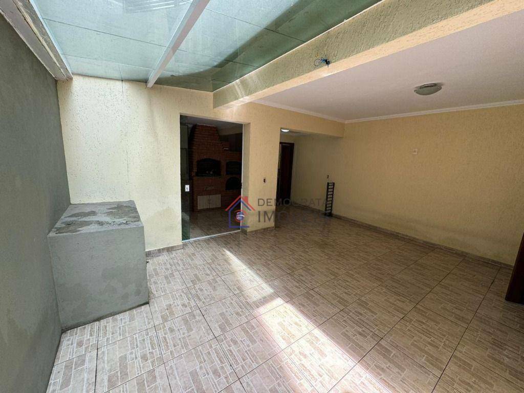 Sobrado à venda com 4 quartos, 264m² - Foto 32