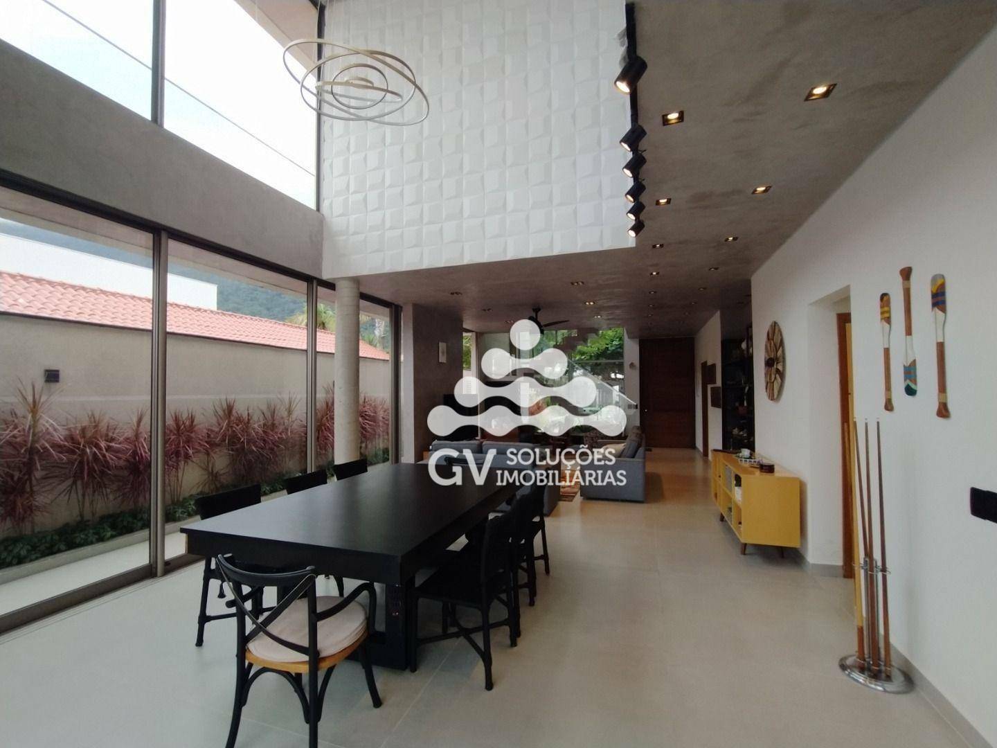 Casa de Condomínio à venda com 5 quartos, 359m² - Foto 3