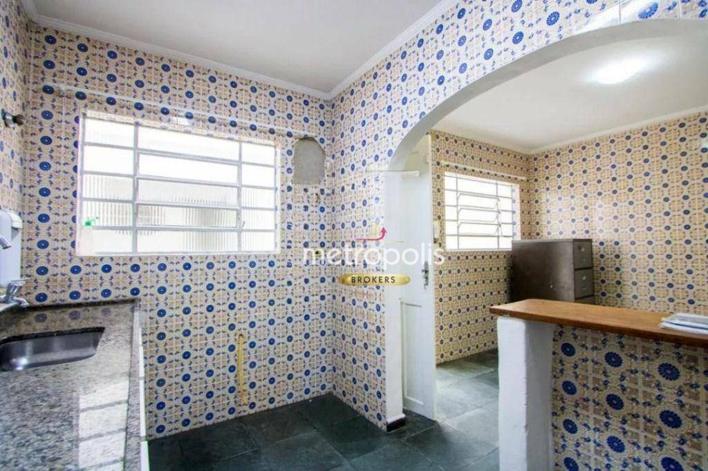 Sobrado à venda e aluguel com 3 quartos, 201m² - Foto 3