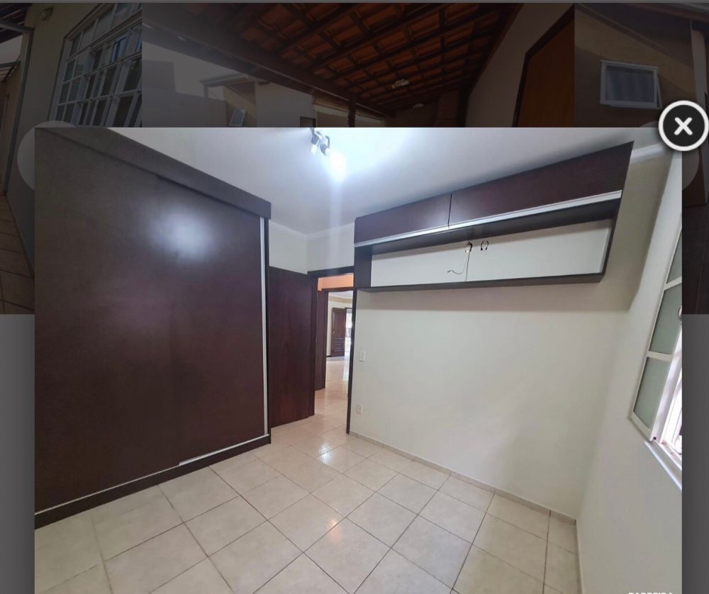 Casa à venda com 3 quartos, 180m² - Foto 2