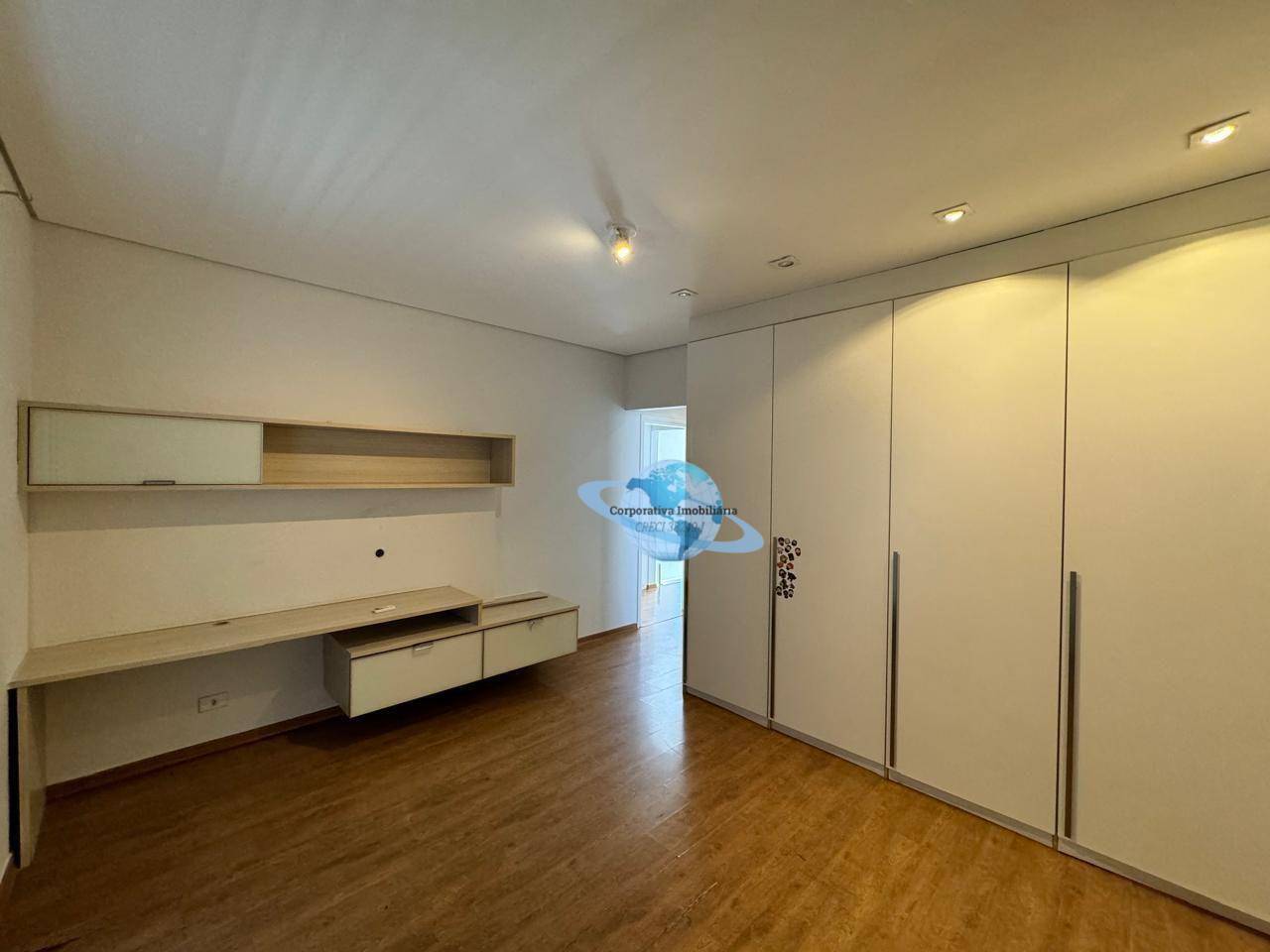 Casa de Condomínio para alugar com 3 quartos, 315m² - Foto 16