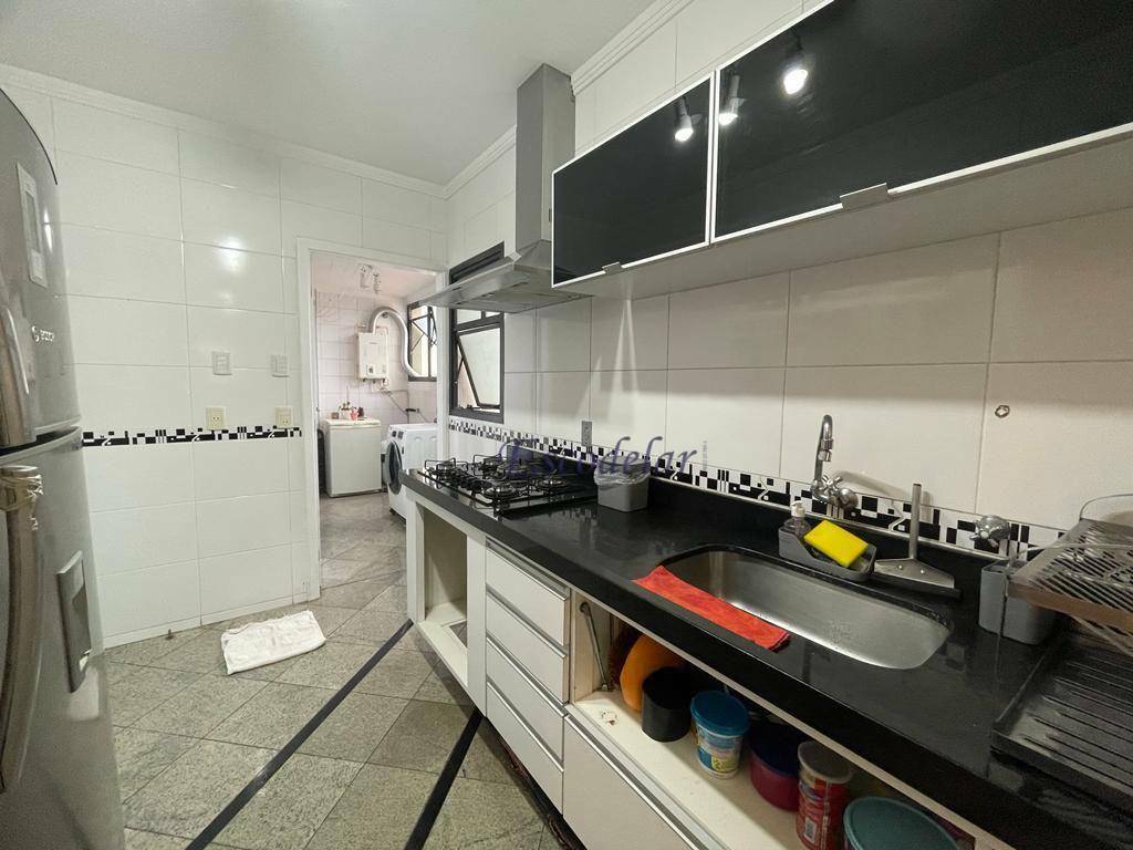 Apartamento à venda com 3 quartos, 106m² - Foto 8