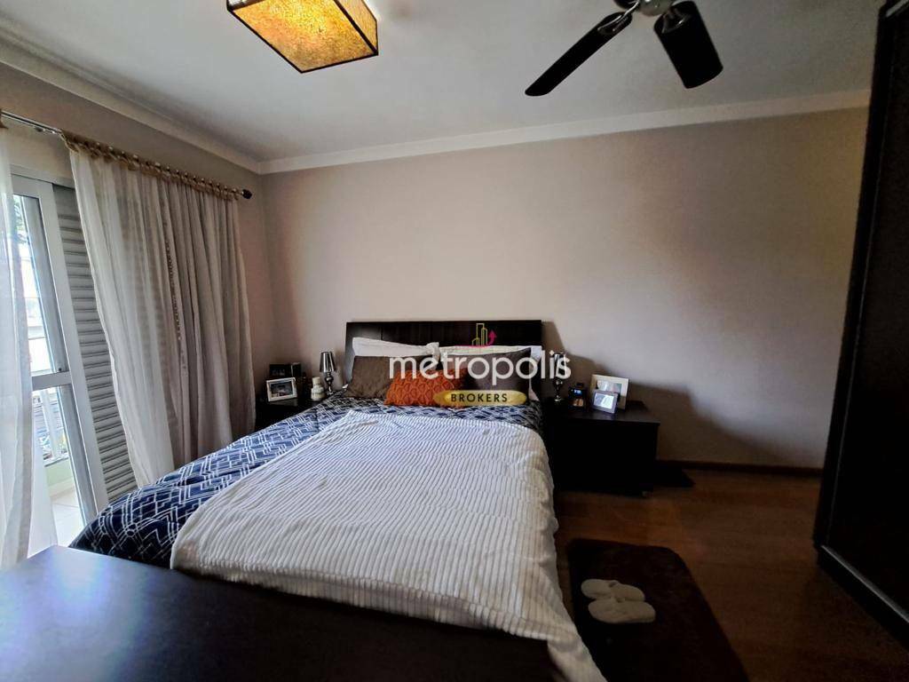 Sobrado à venda com 4 quartos, 320m² - Foto 32