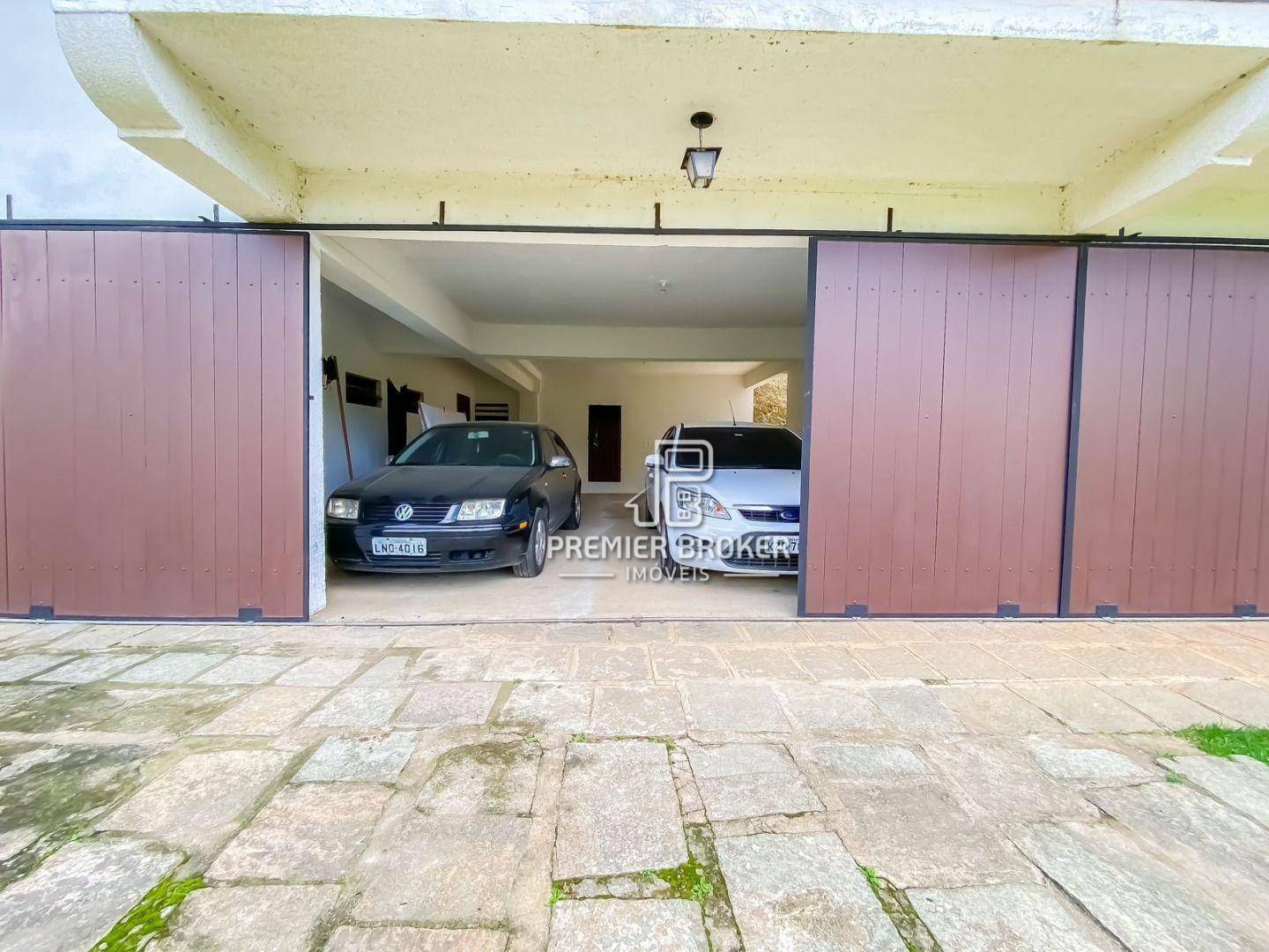 Casa à venda com 5 quartos, 299m² - Foto 24