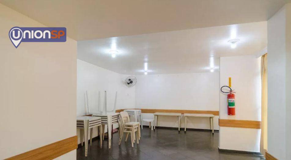 Apartamento à venda com 3 quartos, 75m² - Foto 19