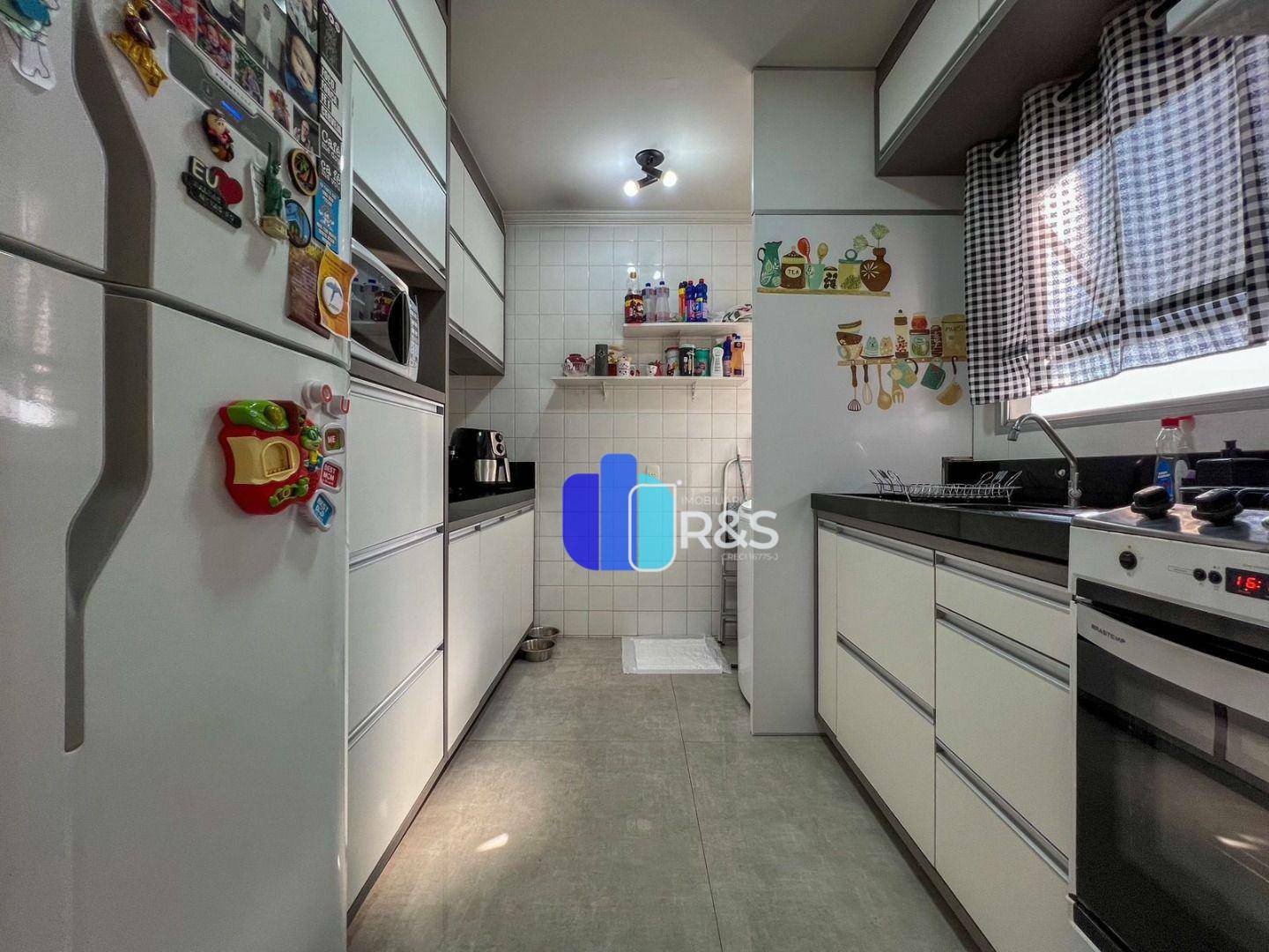 Apartamento à venda com 2 quartos, 60m² - Foto 5