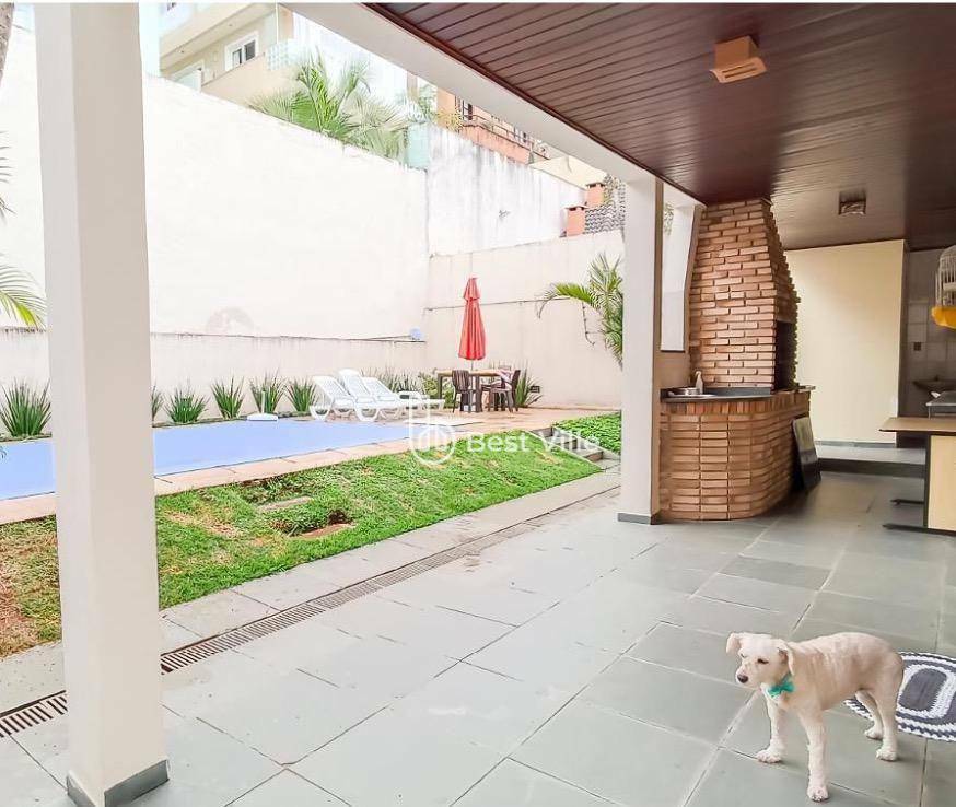 Casa de Condomínio à venda e aluguel com 4 quartos, 358m² - Foto 4