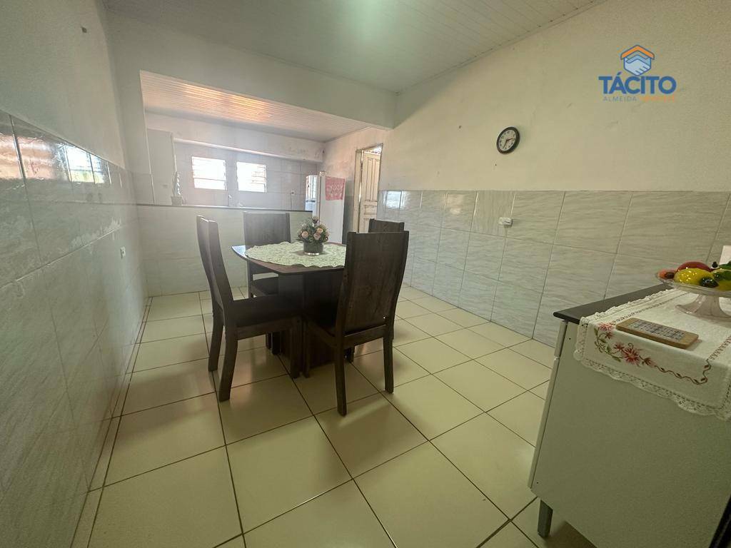 Casa à venda com 8 quartos, 400m² - Foto 20