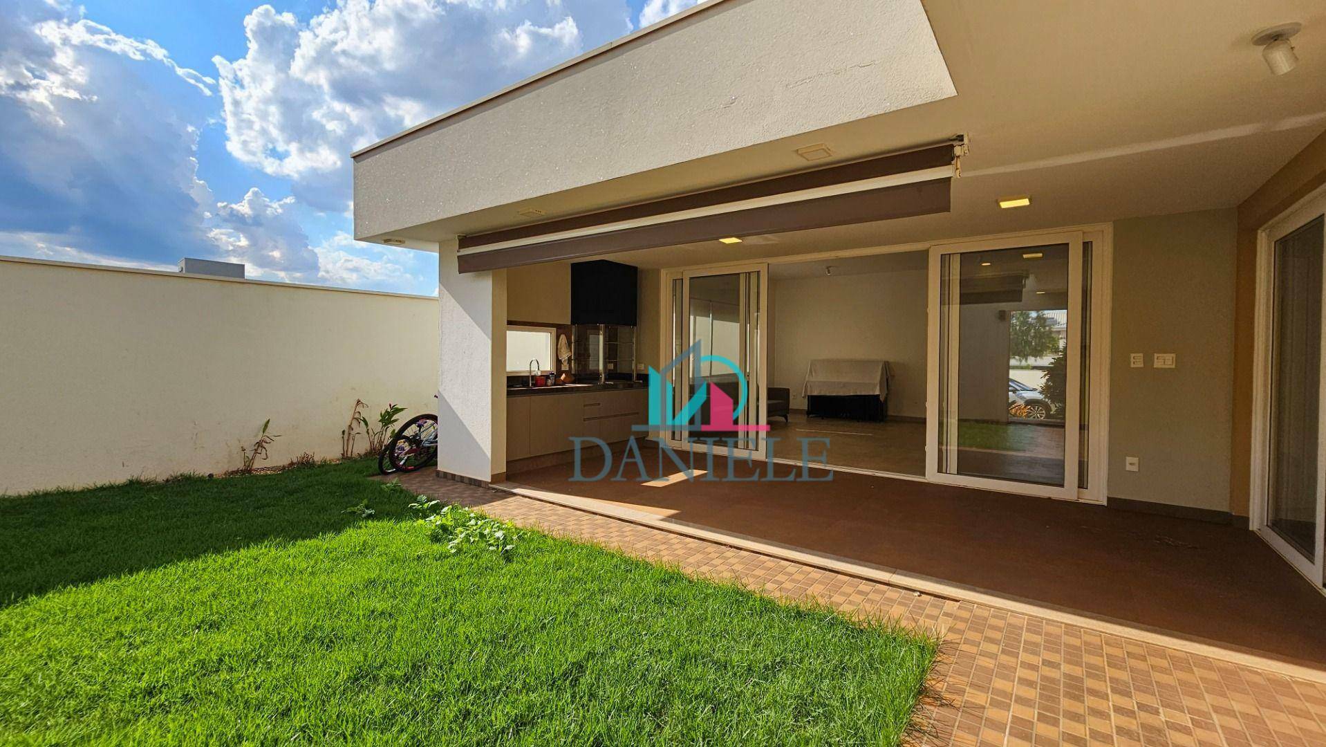 Casa de Condomínio à venda com 3 quartos, 250m² - Foto 13